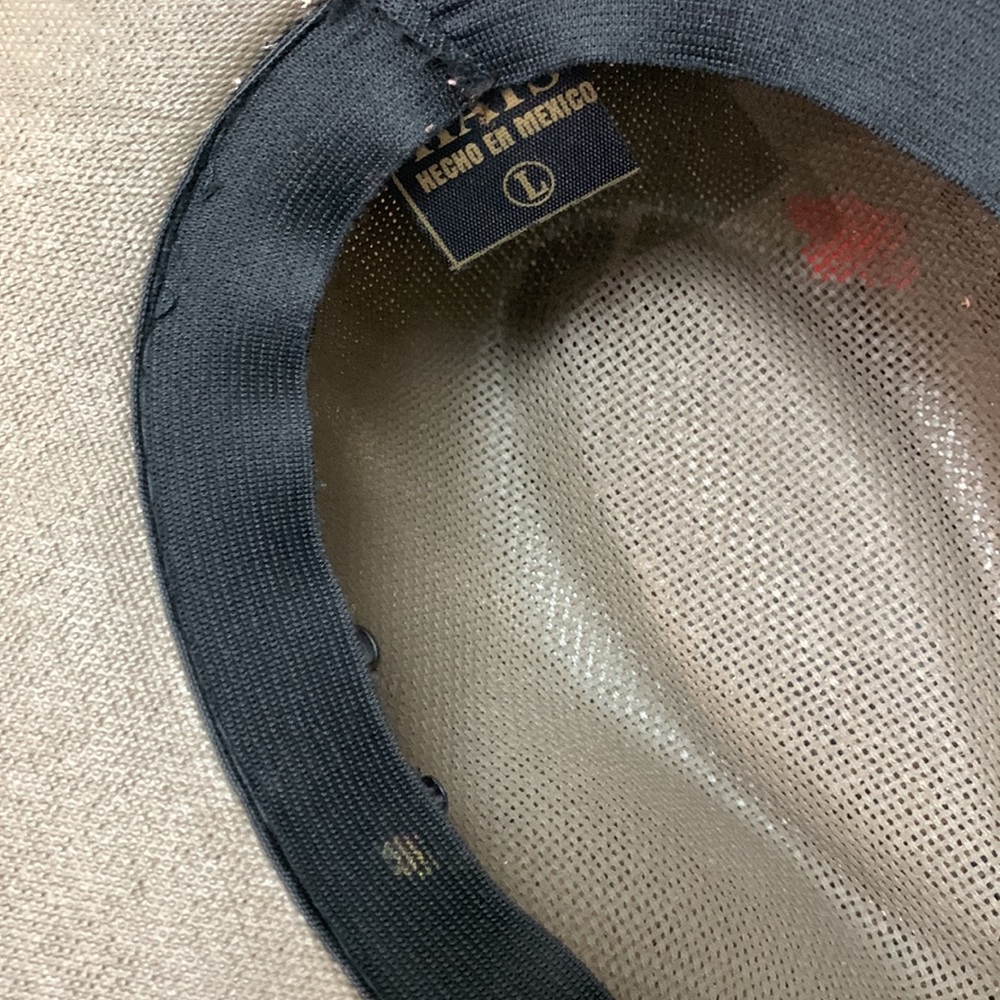 Painted hat - Picture 4 of 6